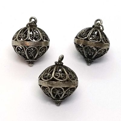 Srebrne filigranske kugle 3 kom.