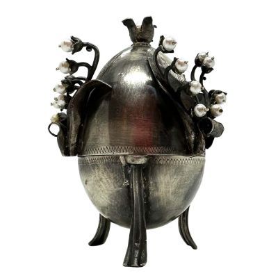 Srebrno “jaje” -