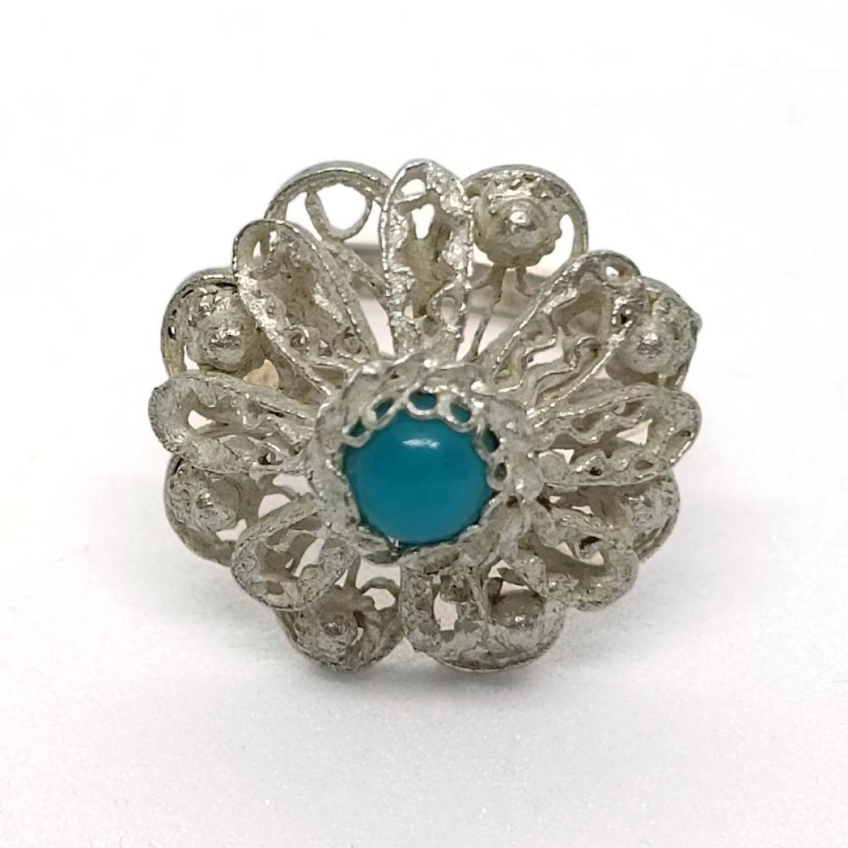 Srebrni filgranski prsten s plavim kamenom